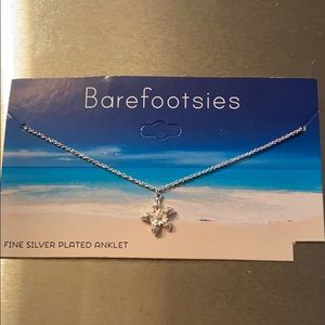 Barefoot NWT silver-plated starfish anklet